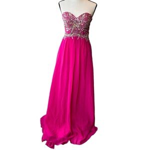 Jump Apparel maxi Long dress Fucshia size 3/4 gorgeous beading new with tags